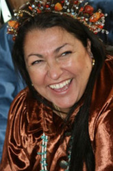 terri_with_crown.jpg